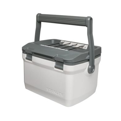 The Easy-Carry Outdoor Cooler 6.6L / 7QT